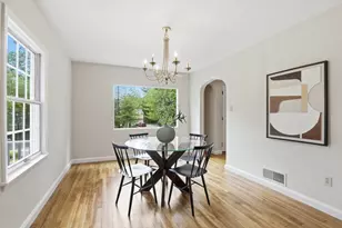 106 Concord Rd, Bedford, MA 01730 - Photo 9