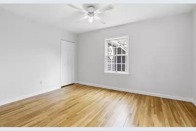106 Concord Rd, Bedford, MA 01730 - Photo 25