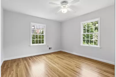 106 Concord Rd, Bedford, MA 01730 - Photo 23