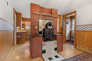 144 Hanks St, Lowell, MA 01852 - Photo 11