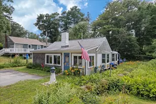 15 Charles St, Lakeville, MA 02347 - Photo 25