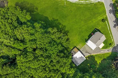 8 Underwood Ave, Easthampton, MA 01027 - Photo 31