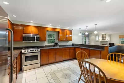 991 Main St, Wakefield, MA 01880 - Photo 5