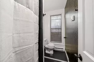 102 Revere St, Boston, MA 02114 - Photo 15