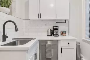 102 Revere St, Boston, MA 02114 - Photo 11