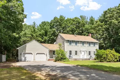 30 Twin Diamond Dr, Bridgewater, MA 02324 - Photo 1