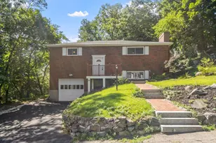15 Oak Rd, Waltham, MA 02451 - Photo 1