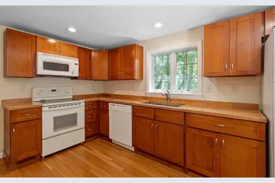 15 Oak Road, Waltham, MA 02451 - Photo 11