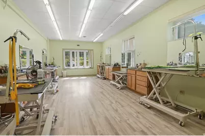 711 Pleasant Street, Paxton, MA 01612 - Photo 9
