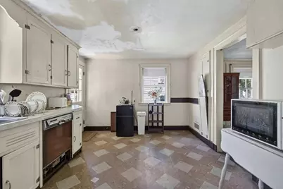 25 Leland Rd, Brookline, MA 02467 - Photo 5