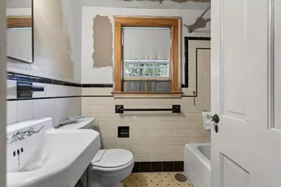 25 Leland Rd, Brookline, MA 02467 - Photo 15
