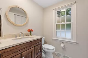 101 Bruin Hill Rd, North Andover, MA 01845 - Photo 13
