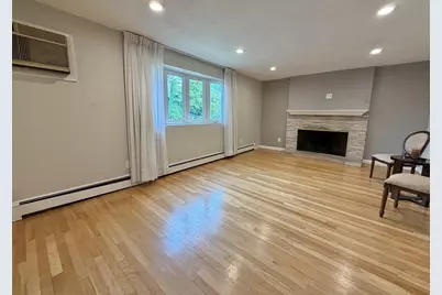 41 Townly Rd #1, Watertown, MA 02472 - Photo 3