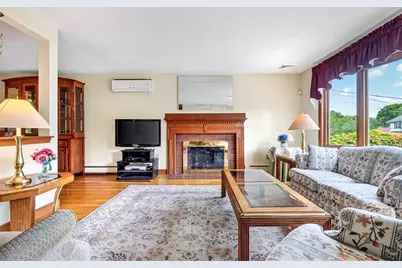 56 Nowell Rd, Melrose, MA 02176 - Photo 5