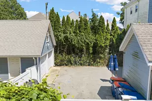433 Cedar Grove St, New Bedford, MA 02746 - Photo 17