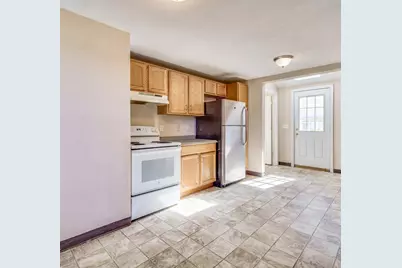 42 Fox Run, Southbridge, MA 01550 - Photo 3