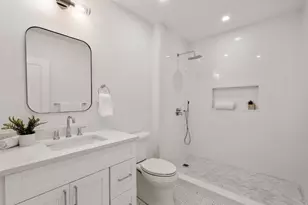 220 Sycamore St, Watertown, MA 02472 - Photo 19