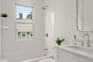 220 Sycamore St, Watertown, MA 02472 - Photo 25