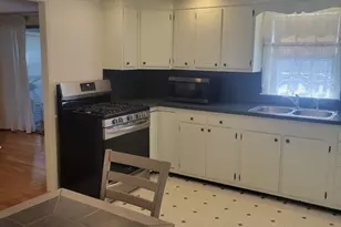 39 Phyllis Dr, Yarmouth, MA 02664 - Photo 7