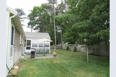 39 Phyllis Dr, Yarmouth, MA 02664 - Photo 19