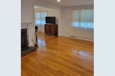 39 Phyllis Dr, Yarmouth, MA 02664 - Photo 3