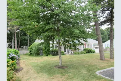 39 Phyllis Dr, Yarmouth, MA 02664 - Photo 23