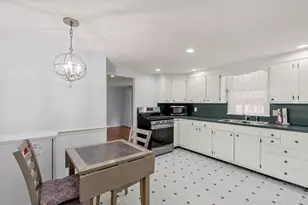 39 Phyllis Dr, Yarmouth, MA 02664 - Photo 11