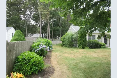 39 Phyllis Dr, Yarmouth, MA 02664 - Photo 27