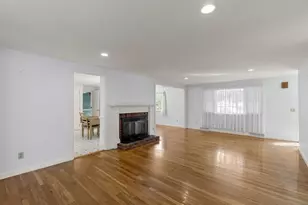 39 Phyllis Dr, Yarmouth, MA 02664 - Photo 5