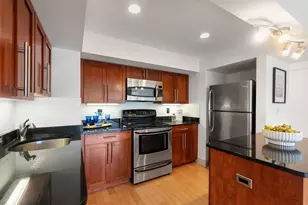 1600 Beacon St, Brookline, MA 02446 - Photo 5