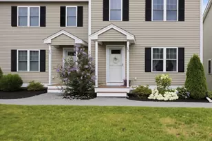 25 Riverside Dr, Lakeville, MA 02347 - Photo 1