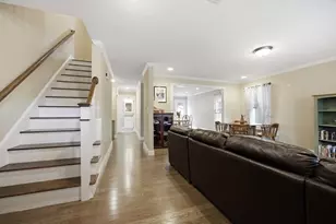 25 Riverside Dr, Lakeville, MA 02347 - Photo 11