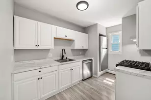 35 Pond St, Boston, MA 02136 - Photo 7