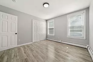 35 Pond St, Boston, MA 02136 - Photo 15