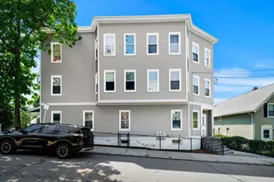 35 Pond St, Boston, MA 02136 - Photo 3
