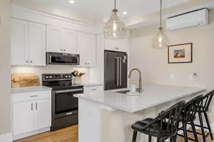 142 Main St, Amesbury, MA 01913 - Photo 11