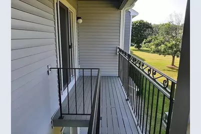 74 Tennis Plaza Rd #26, Dracut, MA 01826 - Photo 5