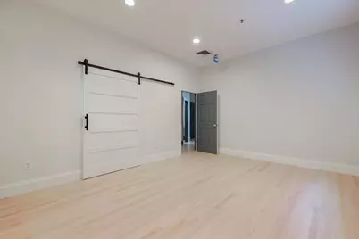 515 Centre #2, Newton, MA 02459 - Photo 5