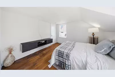 62 Pleasant St, Hopkinton, MA 01748 - Photo 17
