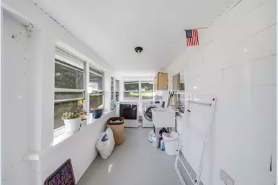 62 Pleasant St, Hopkinton, MA 01748 - Photo 27