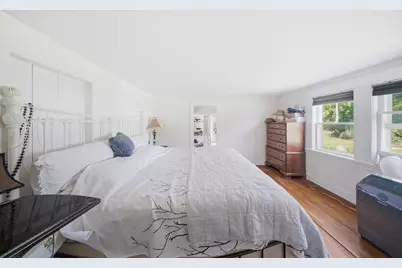 62 Pleasant St, Hopkinton, MA 01748 - Photo 19