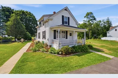 62 Pleasant St, Hopkinton, MA 01748 - Photo 1
