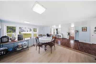 62 Pleasant St, Hopkinton, MA 01748 - Photo 7
