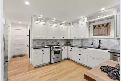 61 Preston Rd, Somerville, MA 02143 - Photo 9