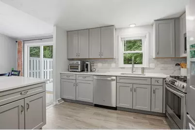 36 Valentine Rd, Northborough, MA 01532 - Photo 5