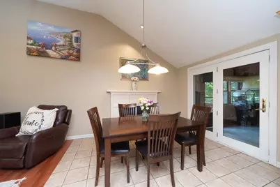 140 Bayberry Cir, Bridgewater, MA 02324 - Photo 7
