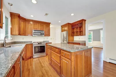 8 Saddle Way, Walpole, MA 02081 - Photo 7