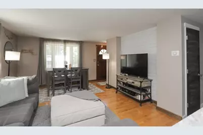 41 Rosedale Ave, Springfield, MA 01128 - Photo 3