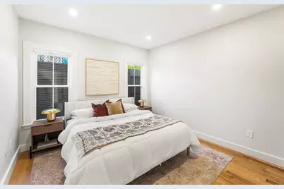 14 Harbor View St #1, Boston, MA 02125 - Photo 11
