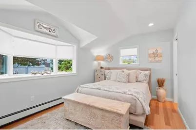 17 Barker, Newburyport, MA 01950 - Photo 9